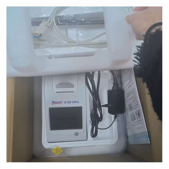 Analyseur d'urine de biochimie de vitesse d'essai entièrement automatique de 240 bandes/heure portatif médical